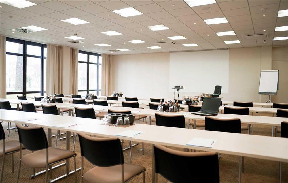 Novotel Nuernberg Am Messezentrum Instalações foto